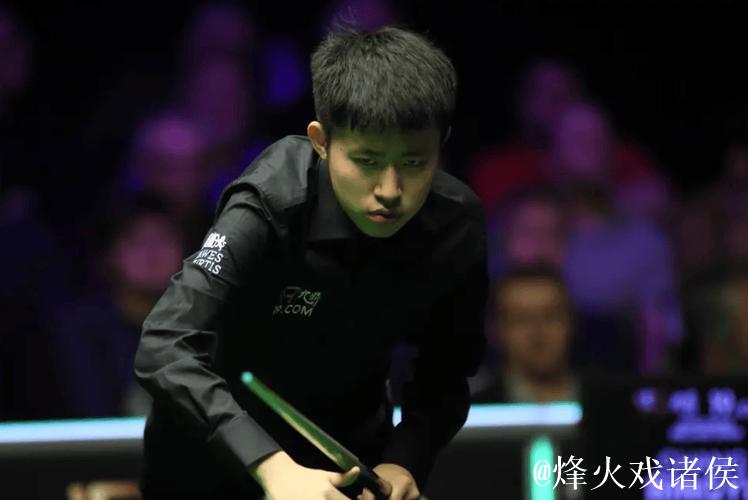 斯诺克选手常冰玉、普伦黑池街机厅对决 斯诺克选手常冰玉、普伦黑池街机厅对决